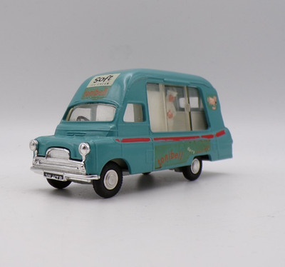TRIANG SPOT-ON 265 TONIBELL ICE-CREAM VAN VERY NEAR MINT UNBOXED