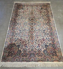 Authentic Karastan # 700-742 Floral Kirman 5'9" x 9' Wool Pile Rug Excellent