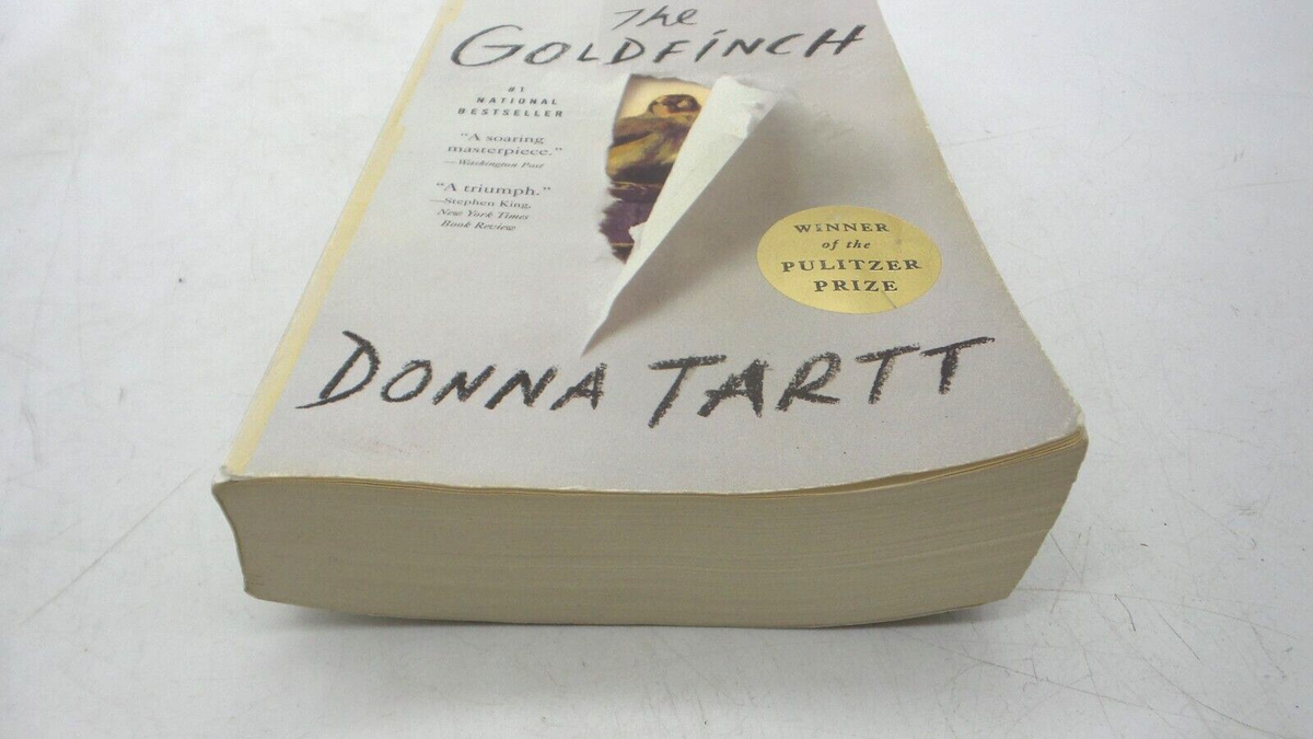 The Goldfinch by Donna Tartt Paperback Book VG 9780316055437|