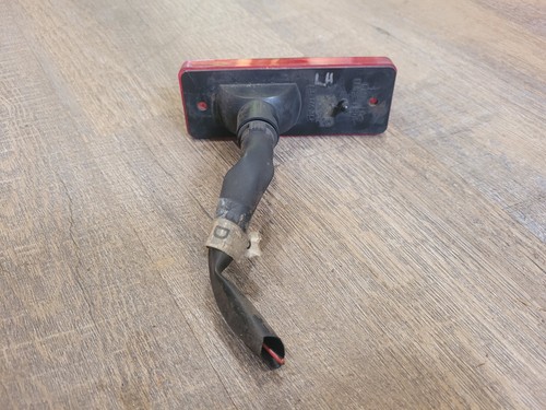 94-99 LAND ROVER DISCOVERY DEFENDER REAR SIDE MARKER LIGHT LENS LEFT - Picture 2 of 3