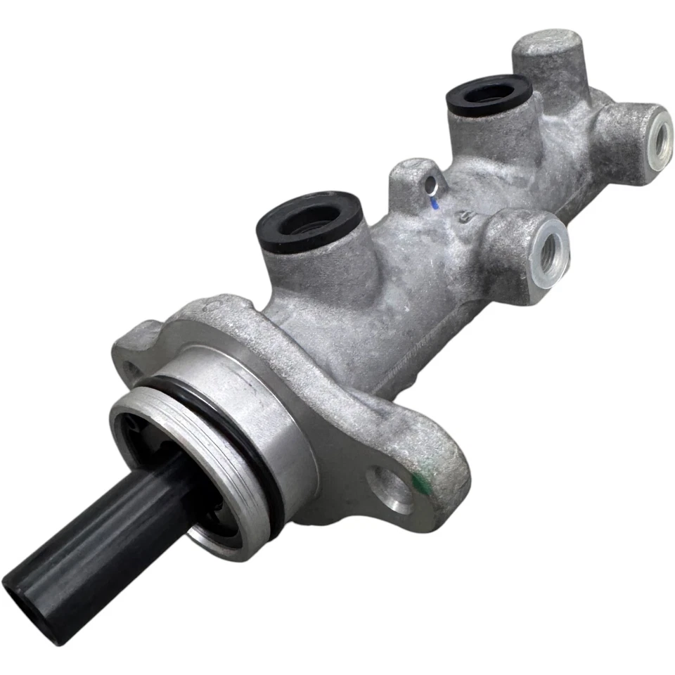 Brake Master Cylinder CQ/CARDONE 11-3283 fits 03-09 Nissan 350Z, 03-04 - Image 3 of 4