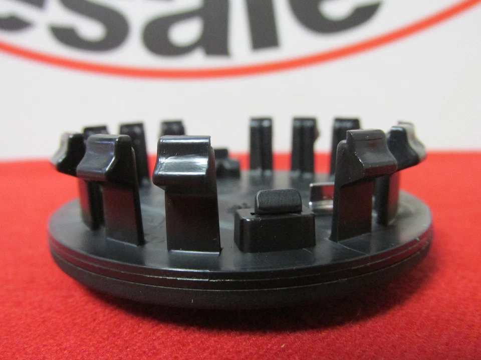 CARGADOR DODGE CHALLENGE Juego de 4 tapas centrales de rueda a rayas cromadas negras mate OEM Foto 4 de 4