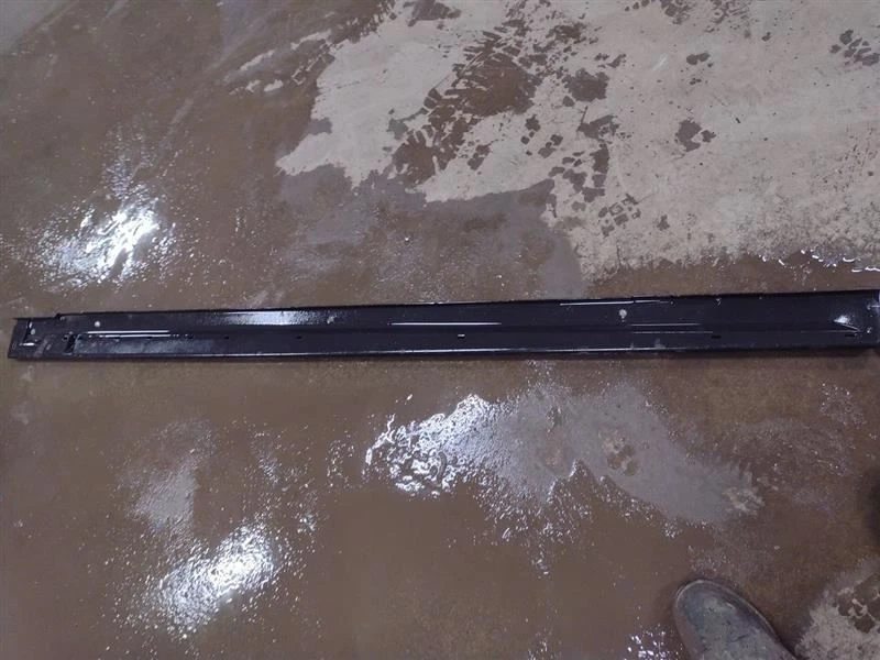 MIRAGE 2020 Rocker Panel Moulding 2415122 - Image 4 of 4