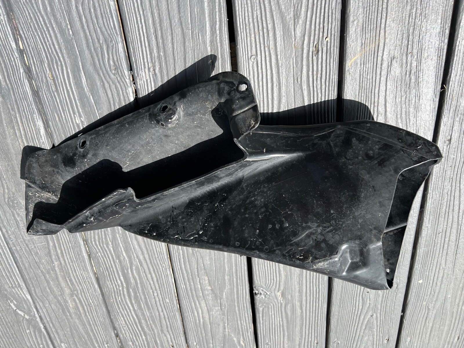 82745100 Ferrari 458 upper right air inlet cooling duct Italia Spider