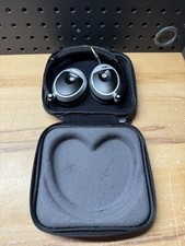  Z Bose On-Ear Wired Headphones Black W/ Case