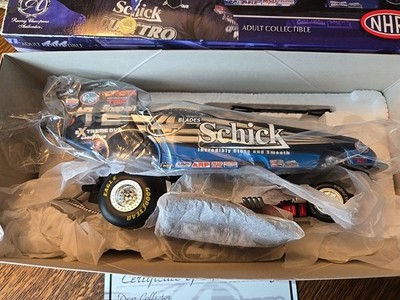2004 AUTHENTICS 1/24 JERRY TOLIVER SCHICK TOYOTA CELICA NHRA FUNNY