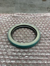 CR (Chicago Rawhide) 27295 Unused Joint Radial Oil Seal