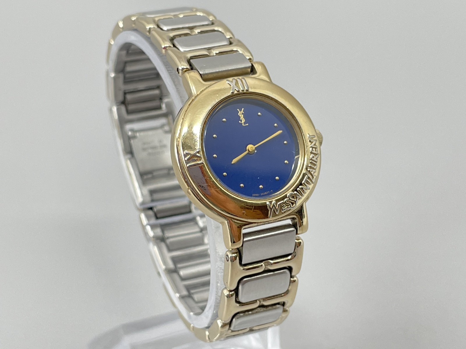 Orologio Donna NewBatt [N.MINT] Yves Saint Laurent 2200 229789 Vintage Quadrante Blu Qz