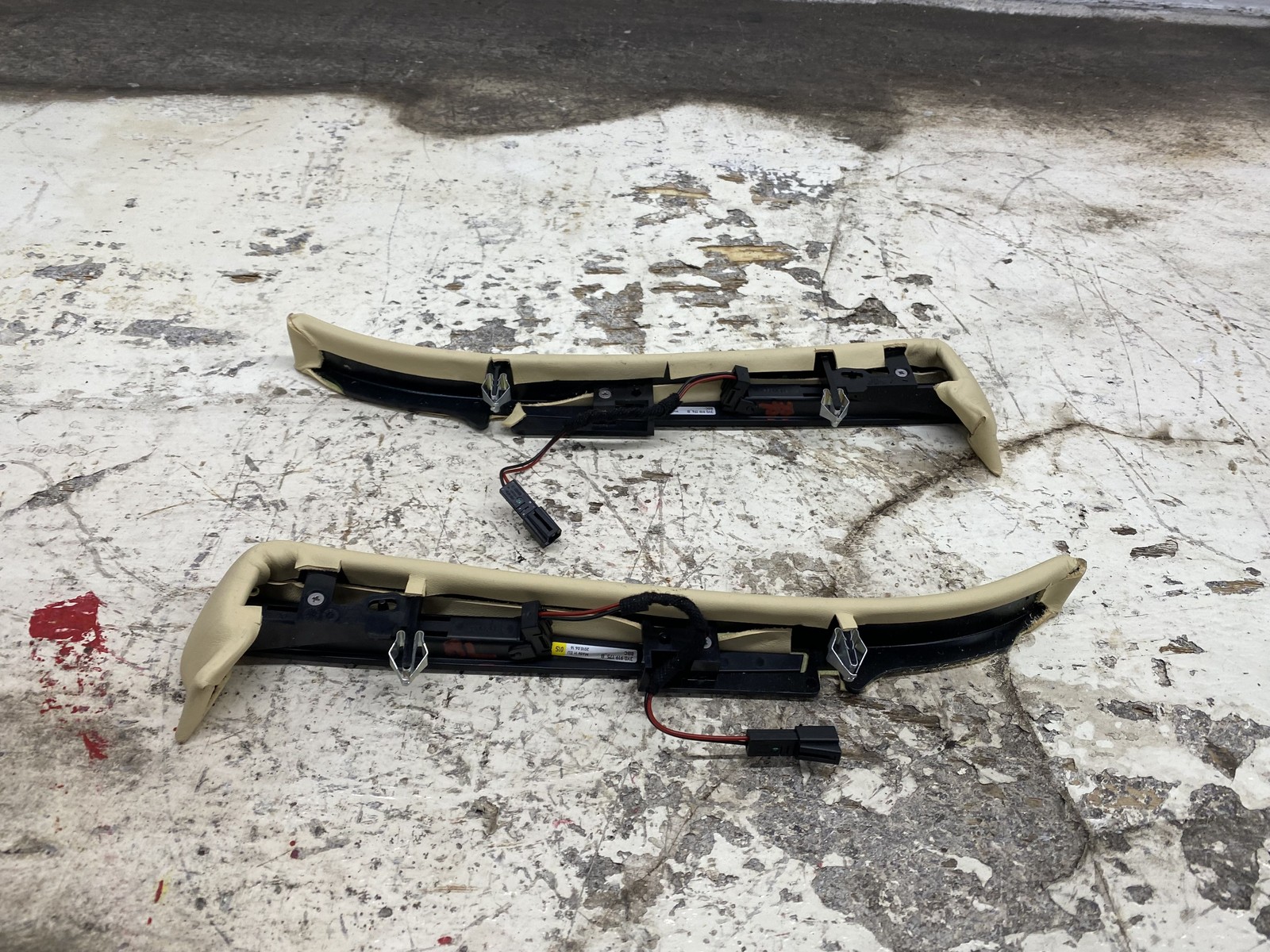 2010-2020 BENTLEY MULSANNE OEM REAR RIGHT LEFT PARCEL DECK SHELF TRIM PANEL SET
