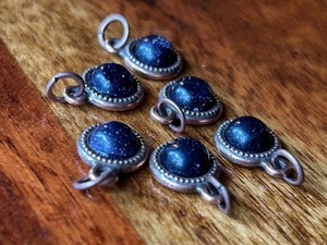 6 Beautiful Blue Goldstone Pendants In Copper For Jewelry Making! Y34
