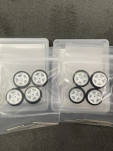 8x 1:64 Modified White Wheels Rubber Tires with Axles and End Caps Accessories - Picture 9 of 14