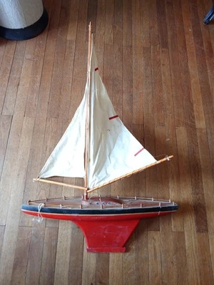 Ancien Grand Voilier de bassin Bateau Naviguable Bois Jouet Ancien 63 cm - Photo 1/4