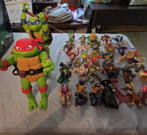 Large Lot Of 29 Mixed Vintage Tmnt From 80's & 90's & Early 2000.