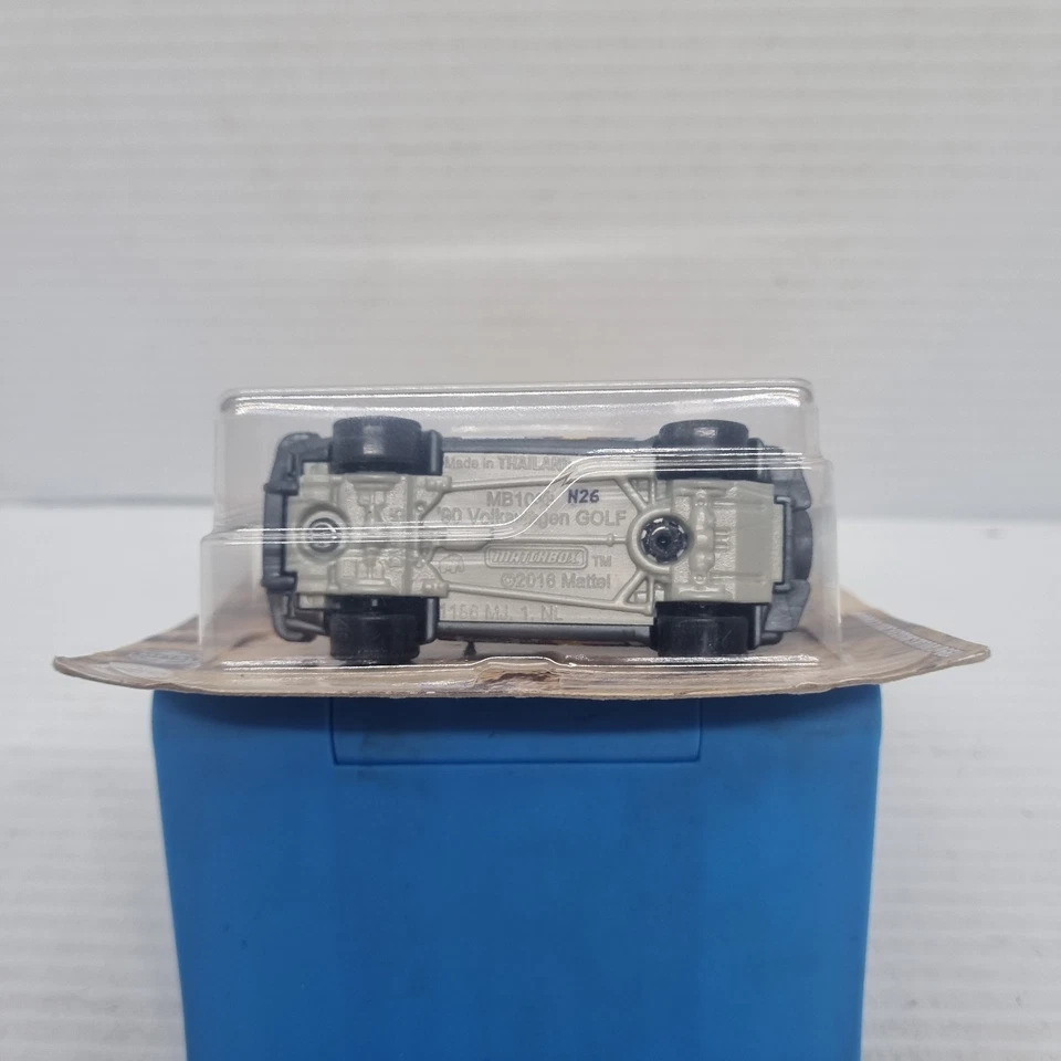 1:64 1990 Volkswagen Golf Country "Off Road Rally" Matchbox GTL14 Diecast Model  - Image 4 of 4
