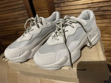 asos design chunky trainers in beige - UK 6