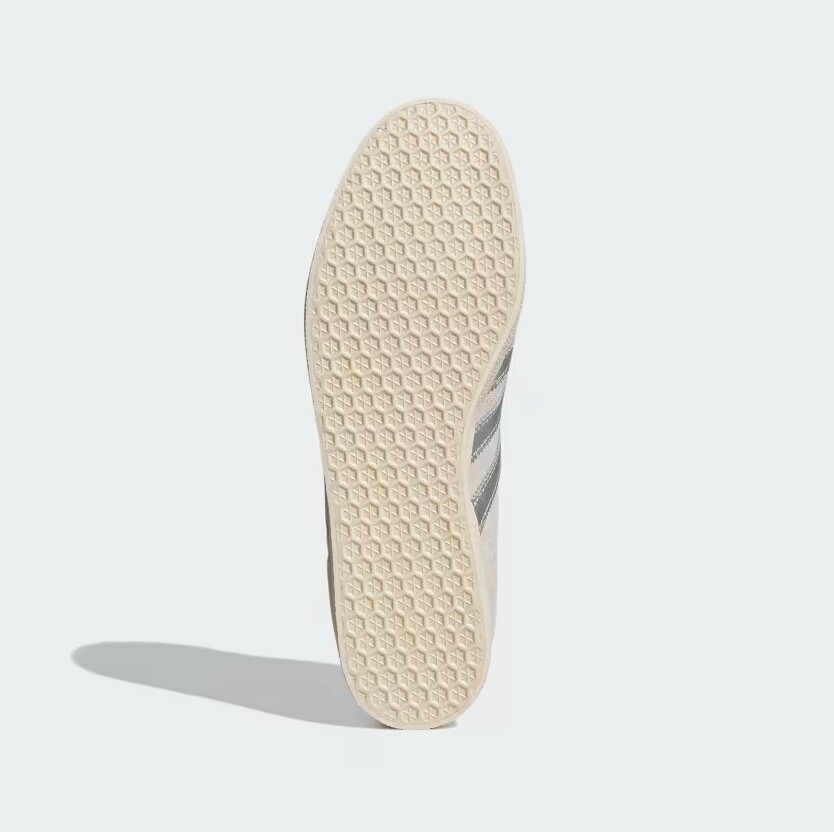 ★adidas★ Gazelle Cloudwhite JH8640 New Adidas Gazelle Shoes - Cloud White/ Silver Metallic
