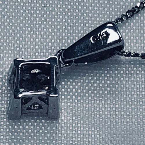 White Gold Pendant & 4 Diamond Cube Shaped Drop - 45 cm Fine Flat chain & clasp - Picture 15 of 20