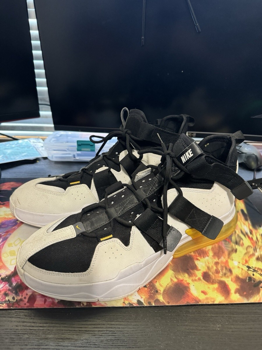 nike air edge 270 white black yellow