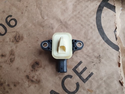 Original VW UP! 3-Türer 1S/AA Crashsensor Tür Vorne Rechts 4H0955557 Ab 2012