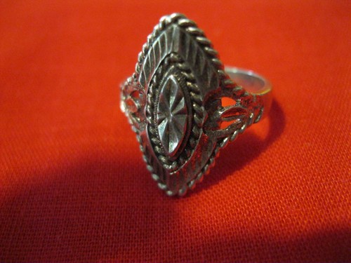 Vintage Beverly Hills Silver .925 Sterling Ring Size 7