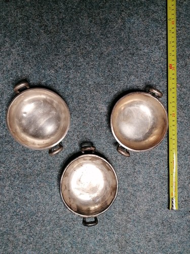 3 Servierschalen mit Henkel versilbert und 1 kl Silberbecher