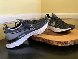 nike womens running shoes flyknit