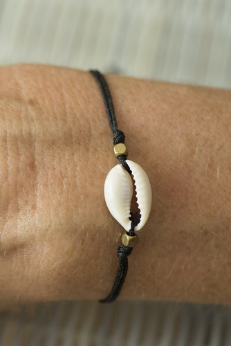 Bracelet Bresilien Bahia Fil Coton Noir Cauris Coquillage Perles Laiton Ebay