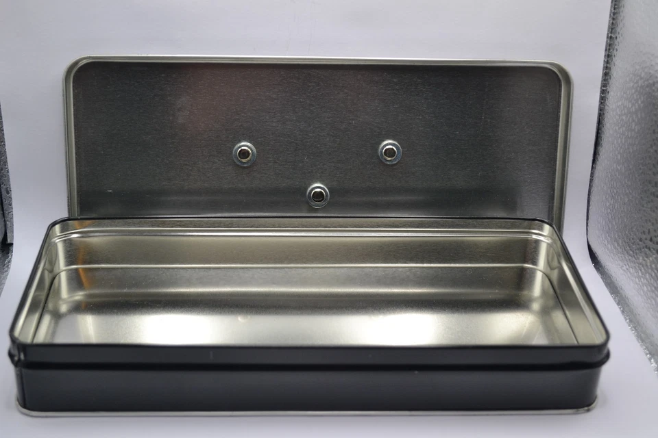 Gafas de sol Harley Davidson cromadas 95 aniversario estuche rígido solamente Foto 3 de 3