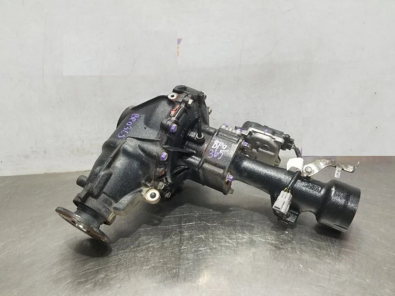 2007-2014 Toyota FJ Cruiser AT Front Axle Differential Carrier Assembly OEM — 第 3/4 张图片