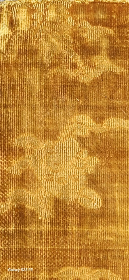 Antique Chinese Ming Dynasty Silk Cut Velvet Panel 20 X 20 Cm - Image 3 of 4