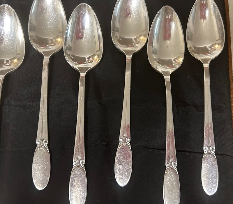 A lot of Six Roger’s Brothers 1847 Silver Plate 6” Tea Spoons 