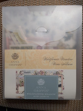 Anna Griffin Simply Wildflower Meadow Mini Scrapbook Kit Album