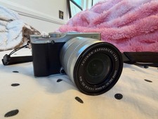 Imagen de Fujifilm X-A1 16.3MP Mirrorless Digital Camera 16-50mm Lens J75