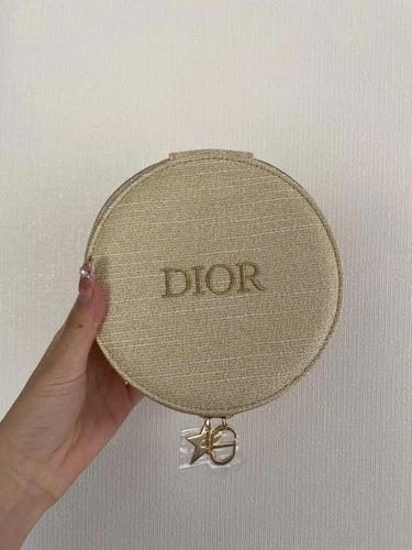 Trousse à maquillage Dior Holiday 2024 avec miroir trousse à cosmétiques