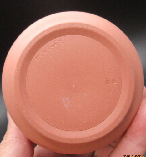 RARE~ TERRACOTTA WEDGWOOD VASE WITH ALL OVER DESIGN~ 4 7/8" TALL - Picture 11 of 12