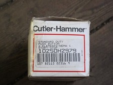 NEW CUTLER-HAMMER 10250H2979 STANDARD DUTY PUSHBUTTON START-STOP ENCLOSURE