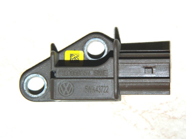 4l0959651 датчик удара