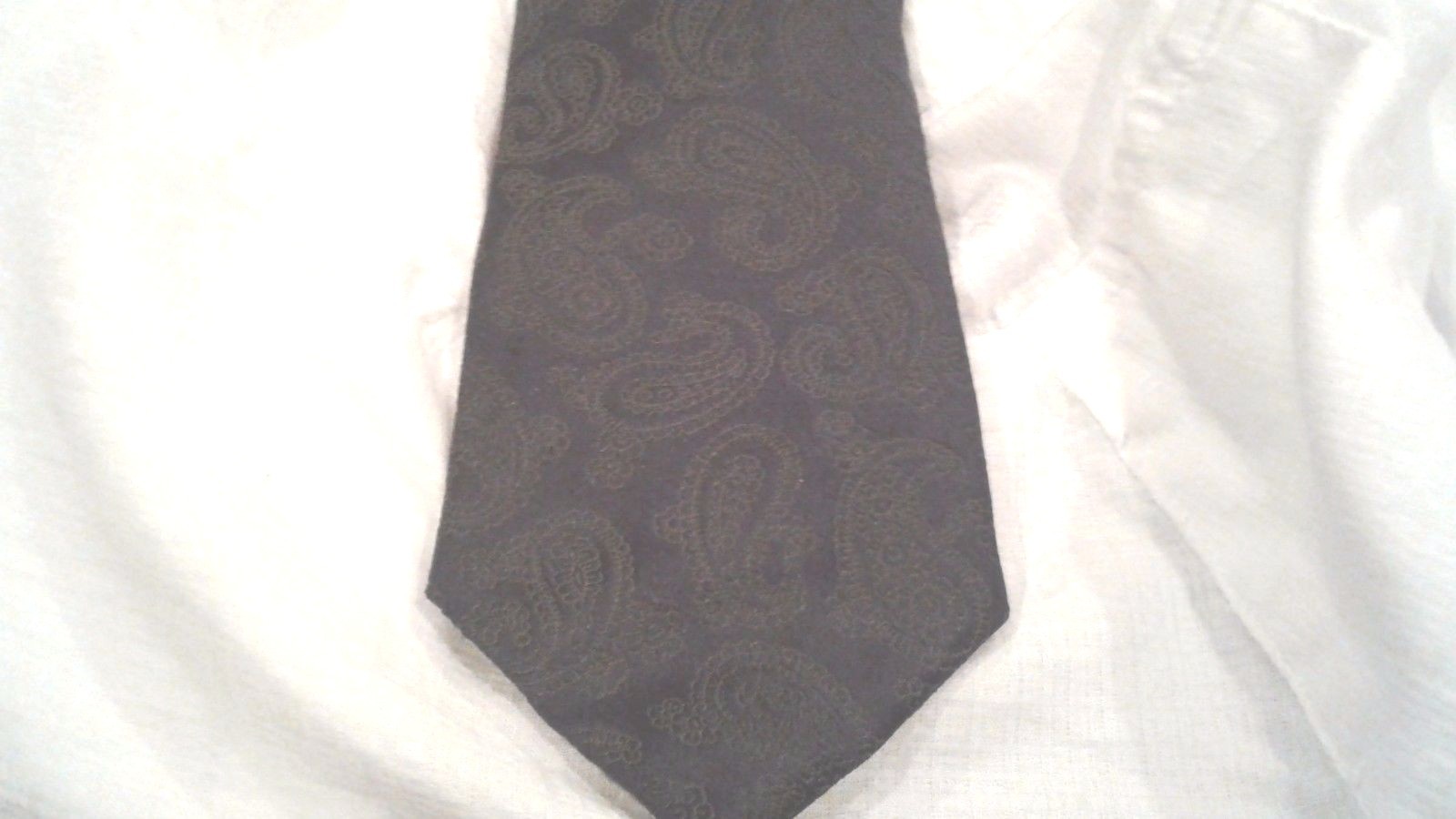 Picture 1 of 3