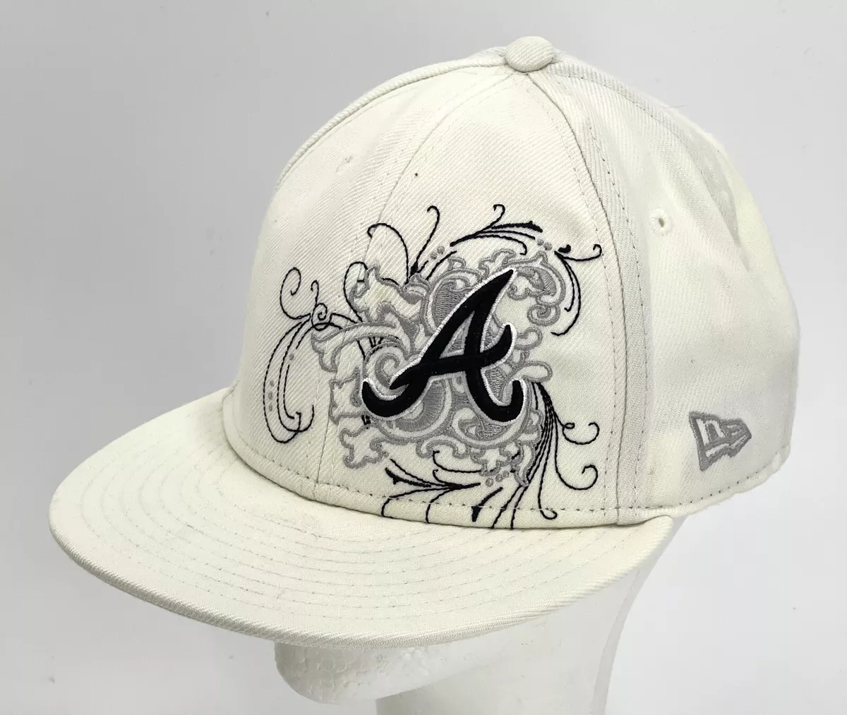 Braves under armour hat 2025