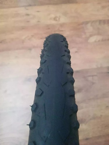 26 x 1.75" CONTINENTAL CONTACT TRAVEL Tyre. B - Picture 4 of 5