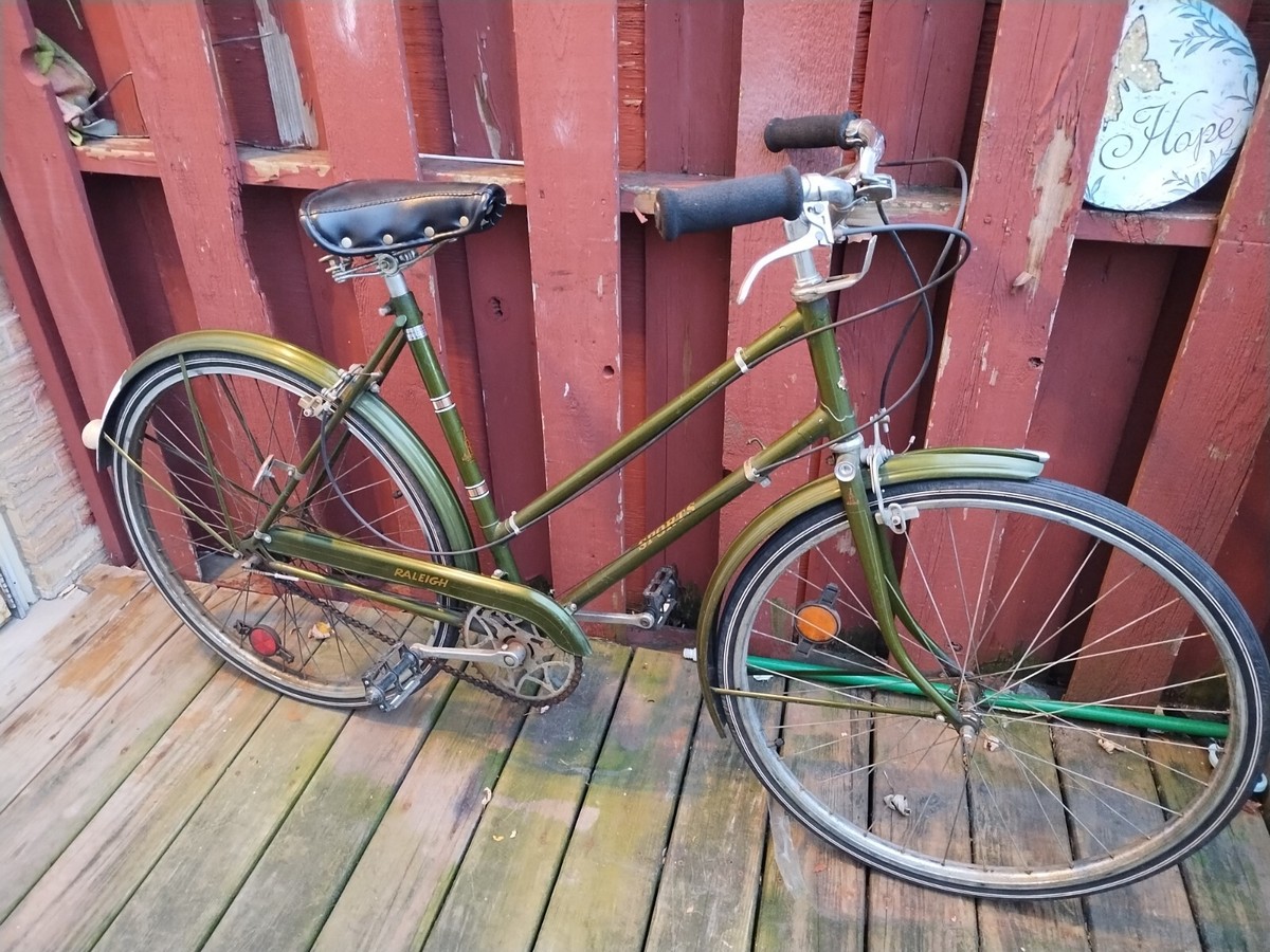 s-l1200.jpg s-l1200.jpg