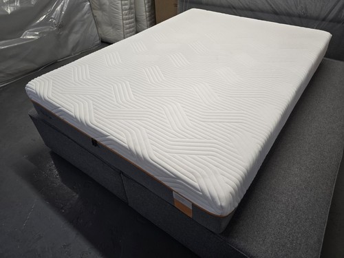 TEMPUR Original Elite 25 DOUBLE Mattress Memory Foam 4FT6 135 x 190cm £1949.00 - Picture 3 of 18