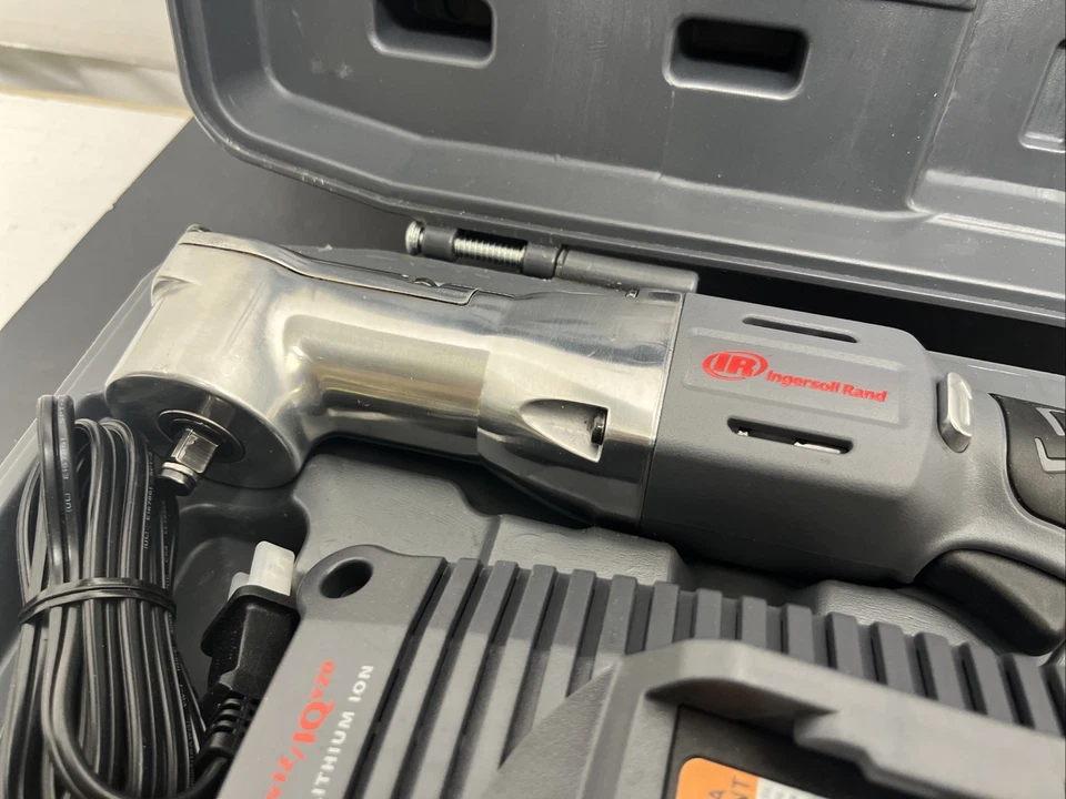 Ingersoll Rand 3/8" 20v Angle Impactool W5300 Series Kit W5330-K2 - Image 4 of 4