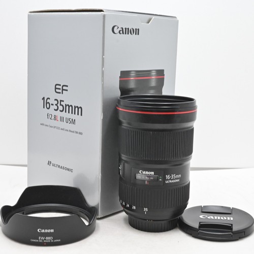 Near mint Canon EF 16-35mm f/2.8 L III USM Wide-Angle Zoom Lens