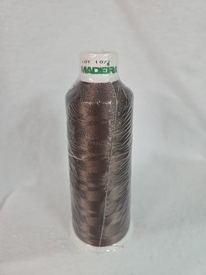 New Sealed Madeira 5000m Classic Viscose Embroidery Thread Saddle Brown COL 1336