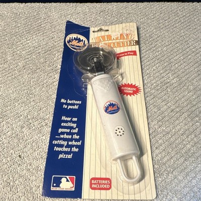 Pacific Direct Mets Talking Pizza Cutter w/ Sound, Removable Blade
