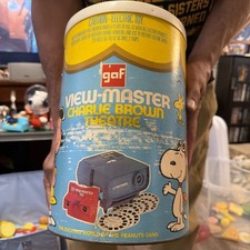 GAF View-Master CHARLIE BROWN Theatre Projector Set With 51 Reels Vintage WORKS