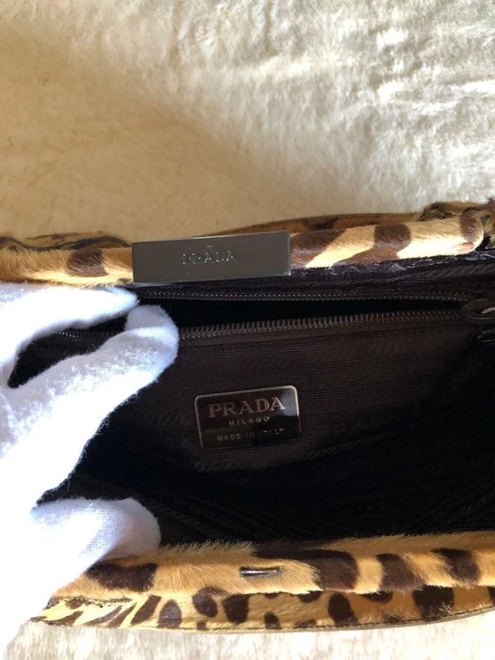 Bolso de hombro Prada Harako con estampado de leopardo marrón de JAPÓN Foto 4 de 4