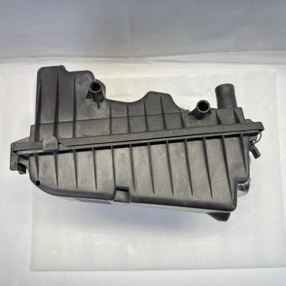 Caja de carcasa de filtro de filtro de aire 96-98 Porsche 911 993 3.6 99311003008 OEM Foto 4 de 4