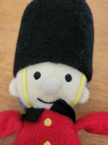 Queen's Guard 2005 London Plush Stuffed Animal RARE - Picture 4 of 12